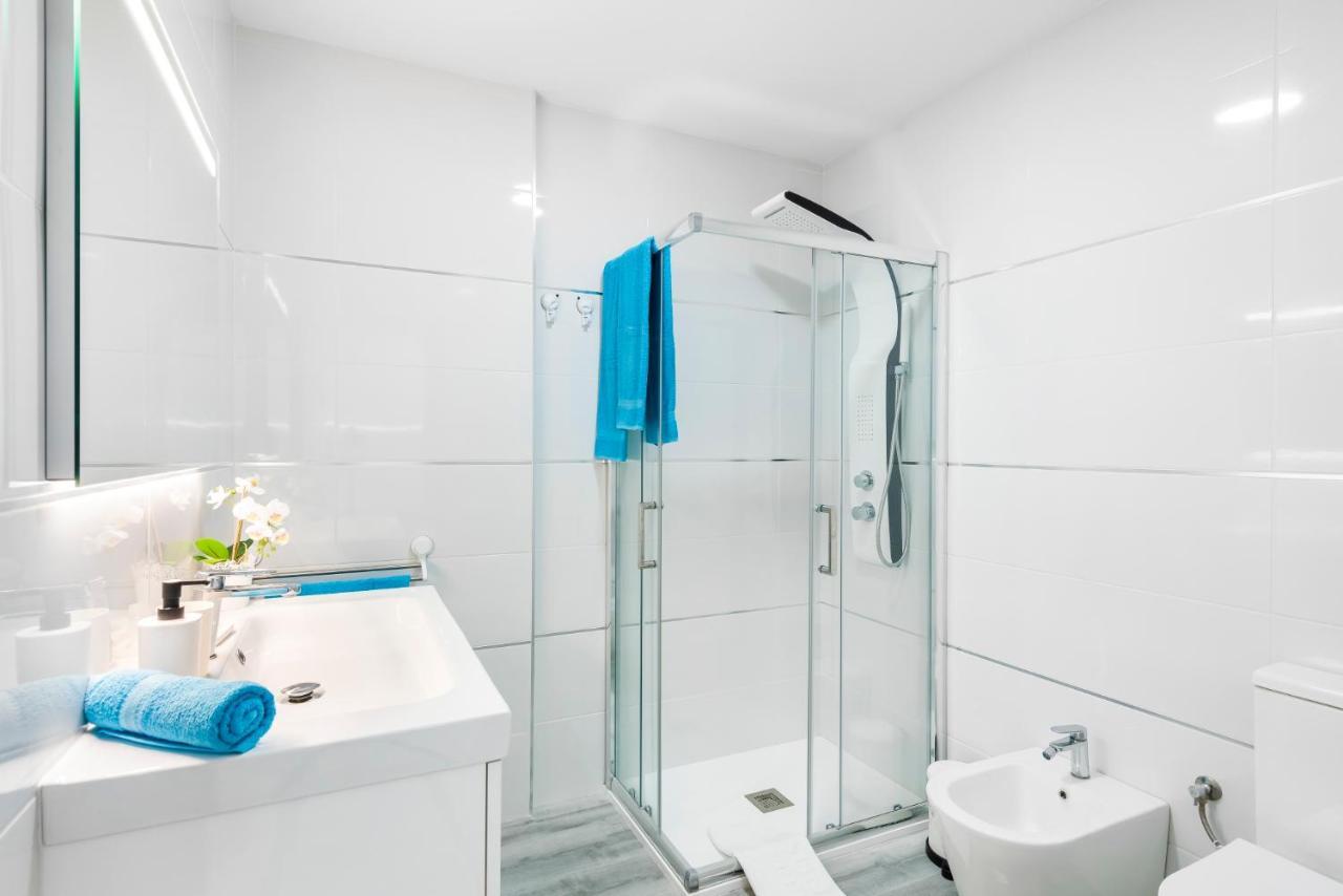 Sunshine Smart Home Hi-End Services Av Streaming Arona  Ngoại thất bức ảnh