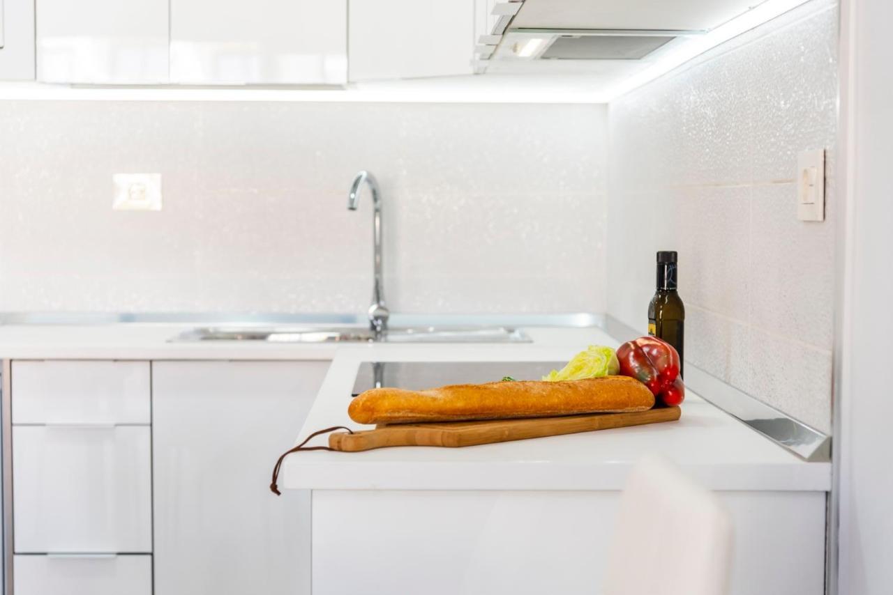 Sunshine Smart Home Hi-End Services Av Streaming Arona  Ngoại thất bức ảnh