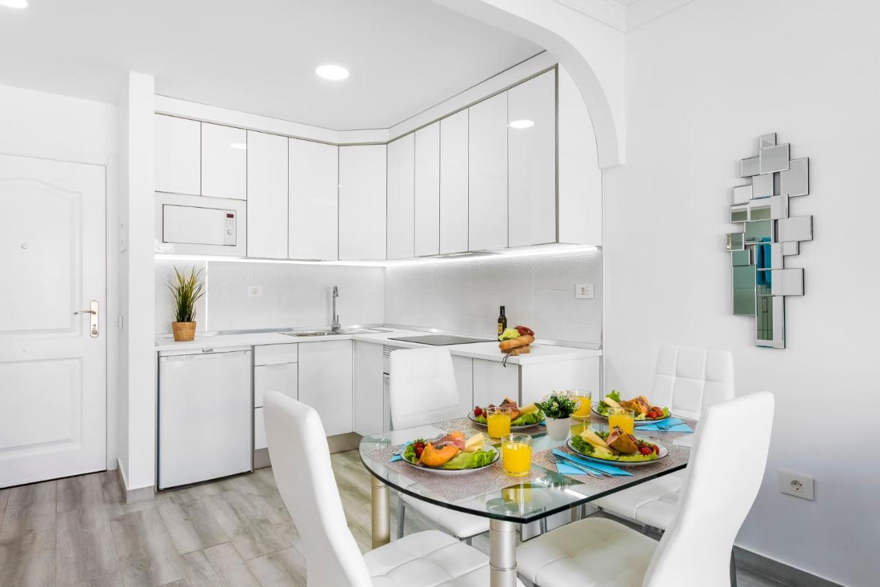 Sunshine Smart Home Hi-End Services Av Streaming Arona  Ngoại thất bức ảnh
